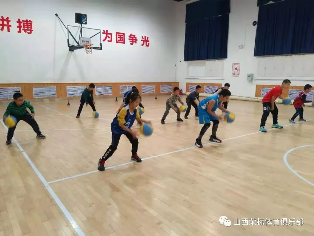 如何提高篮球罚球命中率?_1